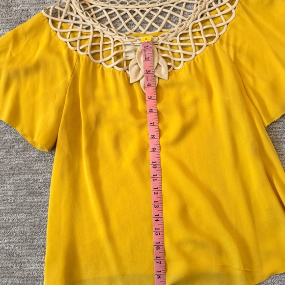 3.1 Phillip Lim Womans Mustard Yellow 100% Silk Top Flutter Sleeves Size 6 - Picture 13 of 16